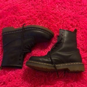 Dr. Martens 1460 8 Eye Boot